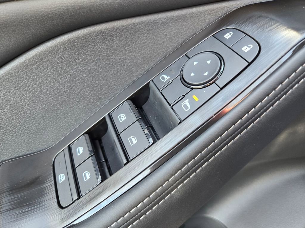 New 2026 Nissan Rogue SV image 12