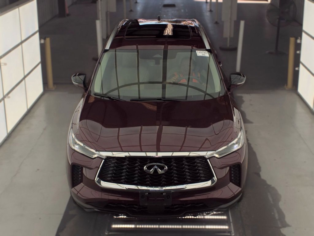 Certified 2024 INFINITI QX60 Luxe FWD image 2