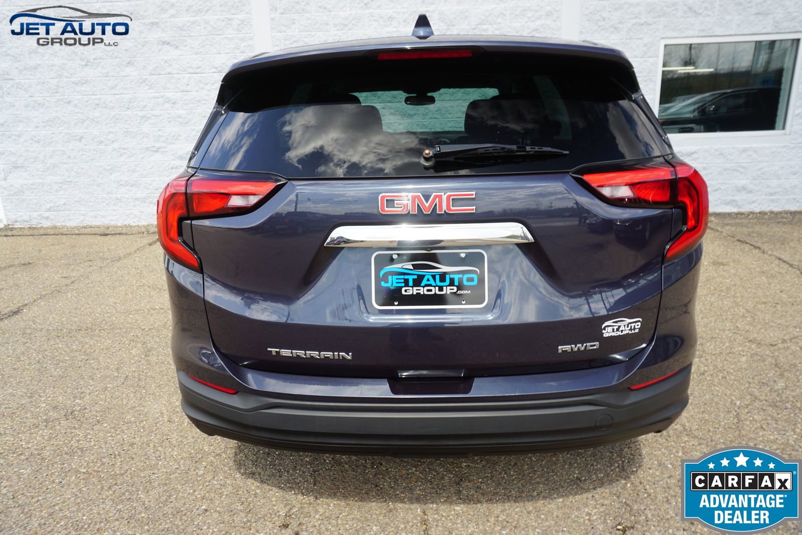 Used 2019 GMC Terrain SLE w/ LPO, Floor Liner Package image 15
