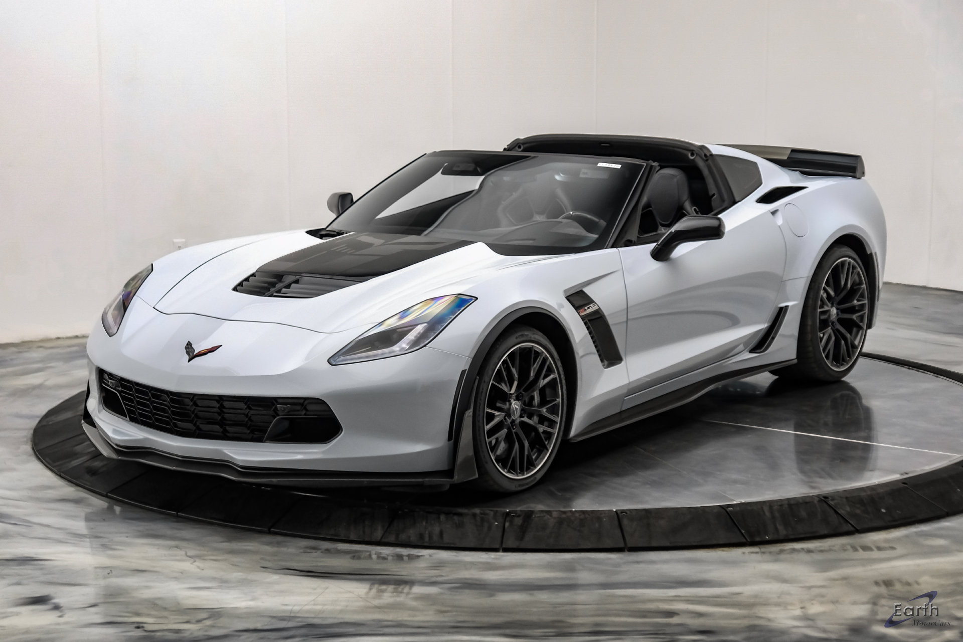 Used 2019 Chevrolet Corvette Z06 RWD image 7