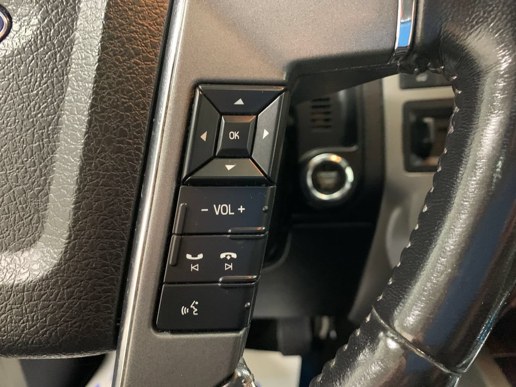 Used 2016 Ford Expedition Platinum AWD/4WD image 13