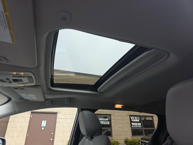 Used 2025 Toyota Sienna XLE w/ XLE Plus Package image 13