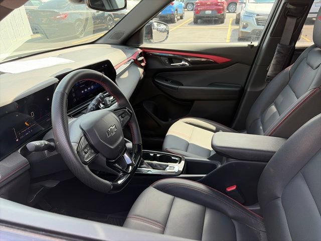 Used 2024 Chevrolet TrailBlazer RS w/ Convenience Package AWD/4WD image 13