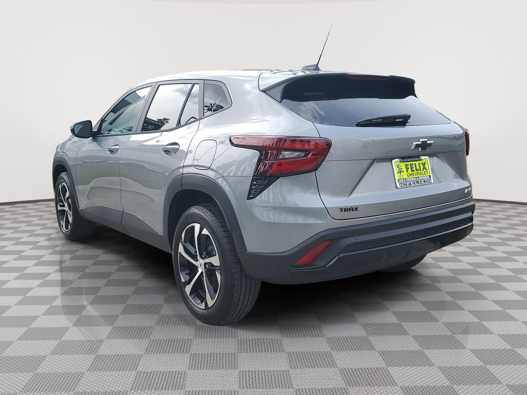 New 2026 Chevrolet Trax RS w/ Sunroof Package image 4