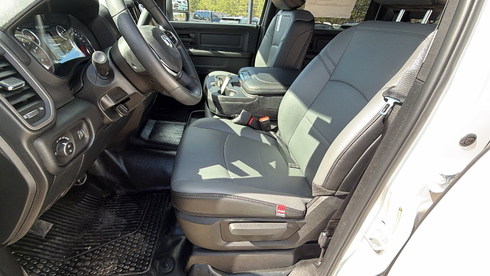 New 2026 RAM 2500 Tradesman AWD/4WD image 16