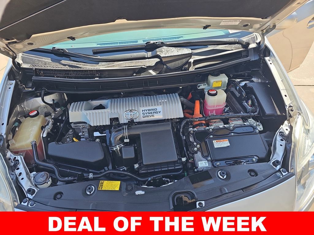 Used 2015 Toyota Prius Five image 31