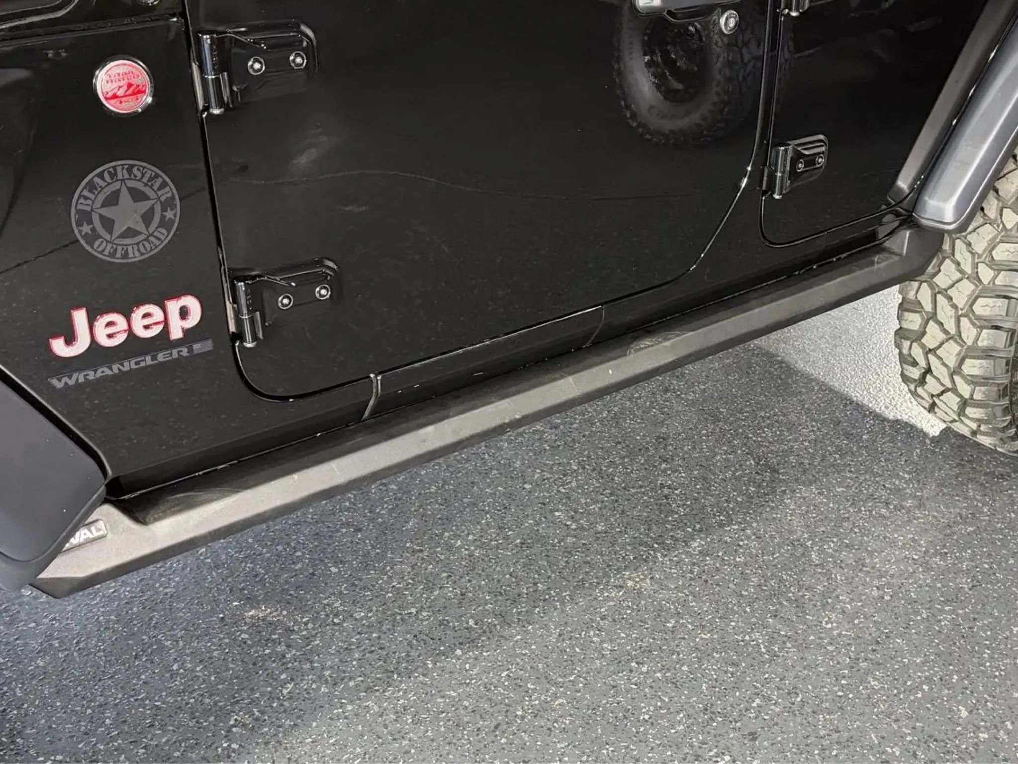 Used 2025 Jeep Wrangler Unlimited Rubicon image 6