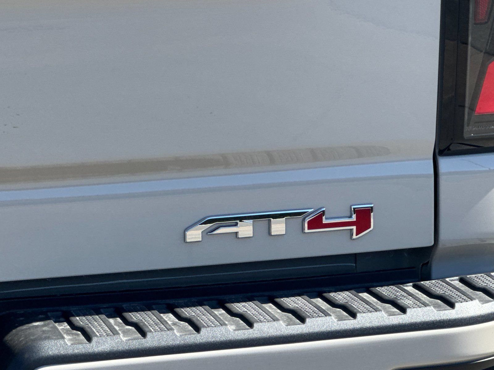 New 2026 GMC Sierra 2500 AT4 w/ AT4 Premium Plus Package AWD/4WD image 25