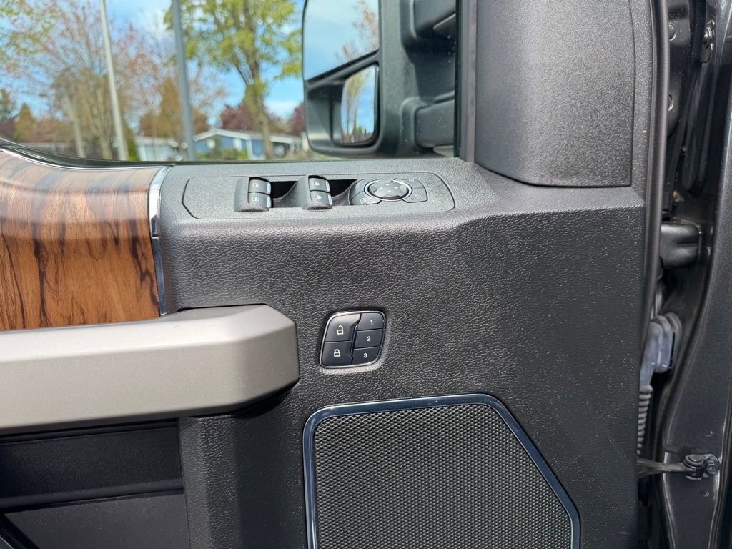 Used 2018 Ford F150 Lariat AWD/4WD image 13