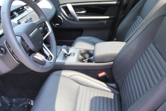 Used 2024 Land Rover Discovery Sport S image 22