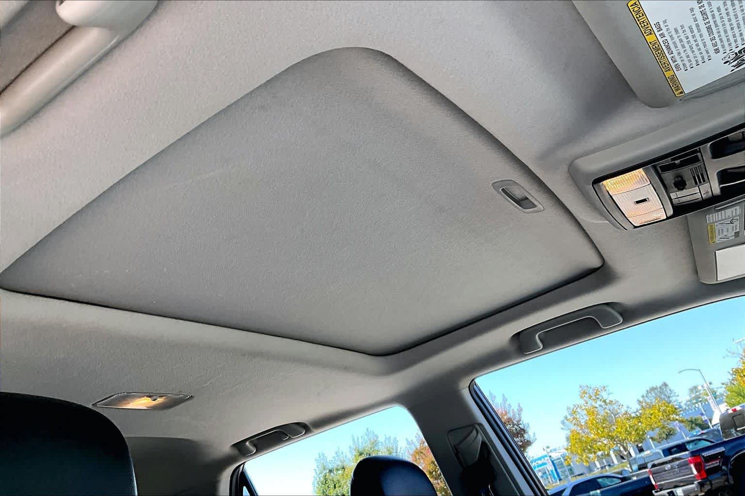 Used 2014 Toyota 4Runner Limited AWD/4WD image 13