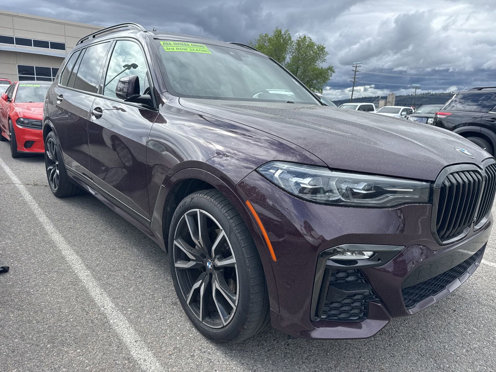 Used 2021 BMW X7 xDrive40i w/ M Sport Package AWD/4WD image 3