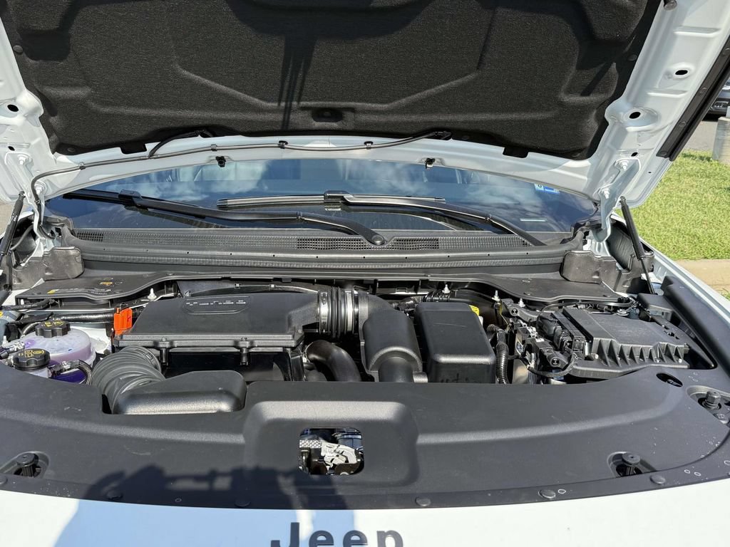 New 2026 Jeep Cherokee Overland AWD/4WD image 13