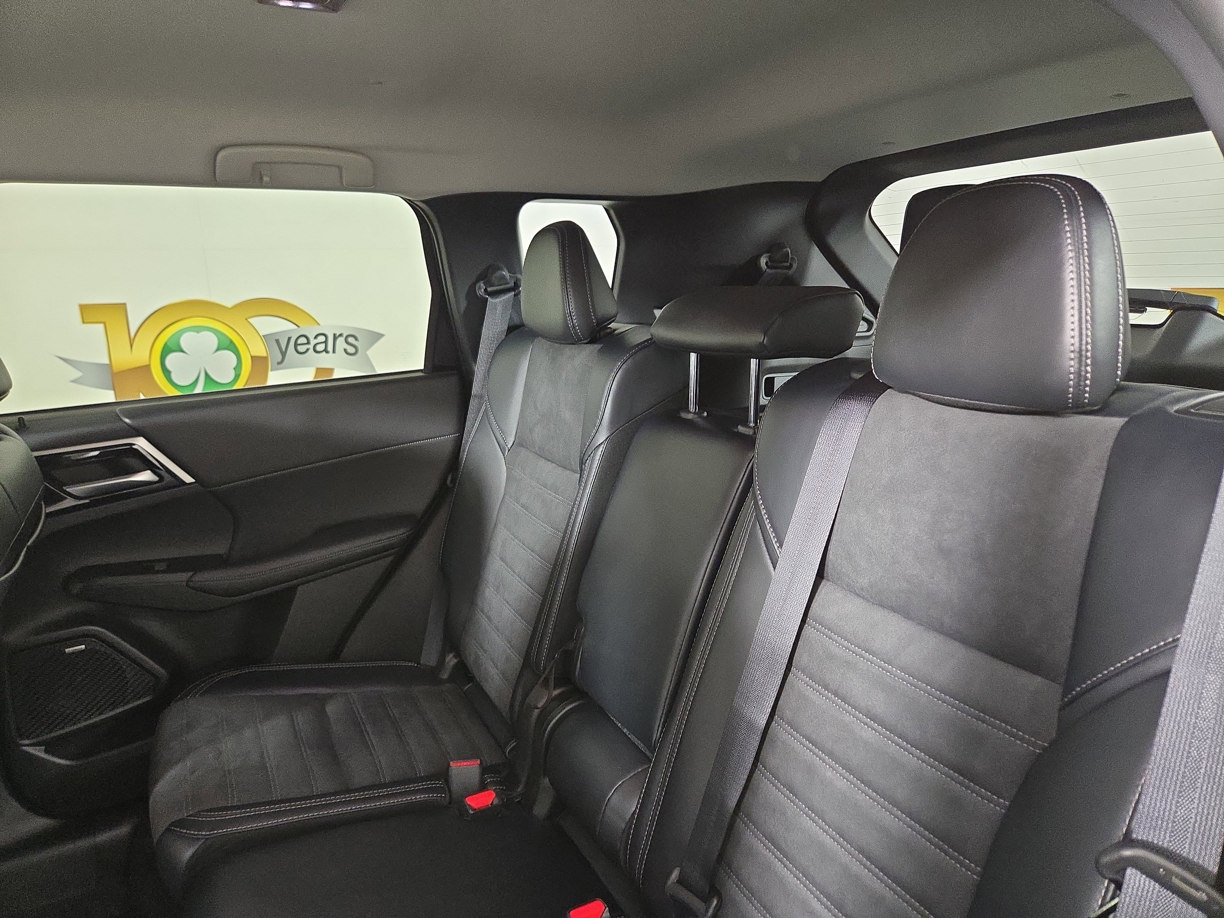 New 2026 Mitsubishi Outlander SE image 11