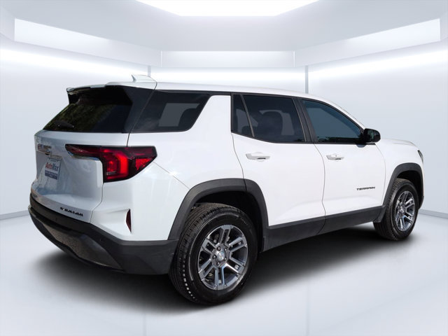 Used 2026 GMC Terrain Elevation AWD/4WD image 3