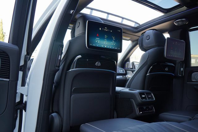 New 2026 Mercedes-Benz Maybach GLS 600 4MATIC image 39