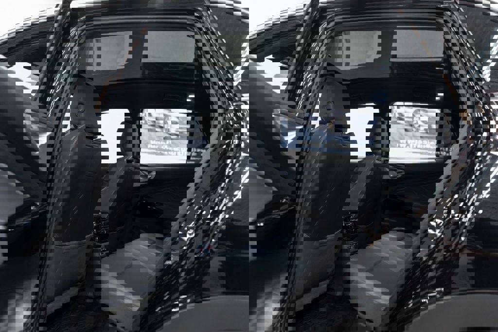 Used 2023 Volkswagen ID.4 Pro S Plus image 30