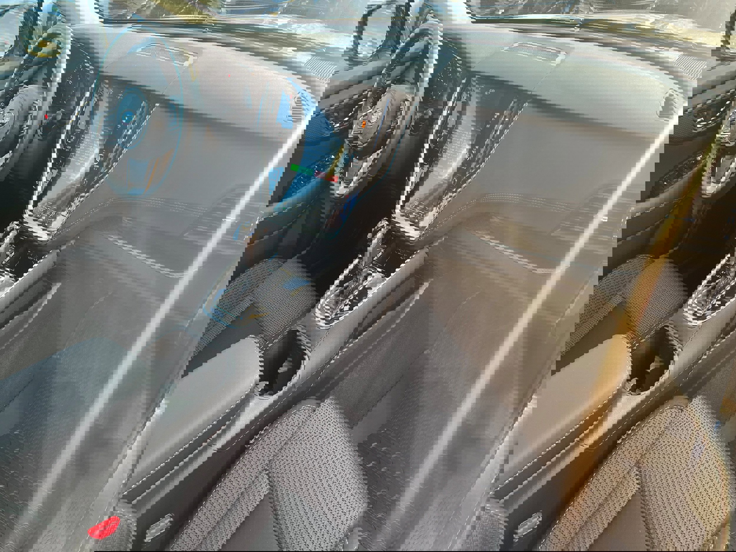 Certified 2025 Subaru Outback Premium w/ Popular Package #1A image 15