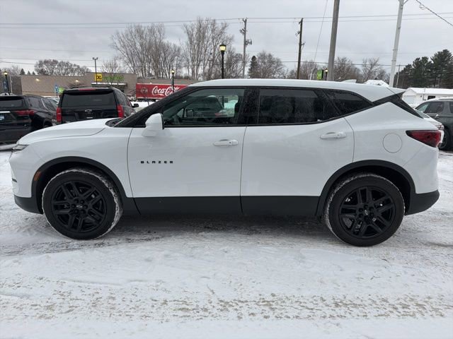 Certified 2023 Chevrolet Blazer LT w/ LPO, Black Grille Bar Package image 6