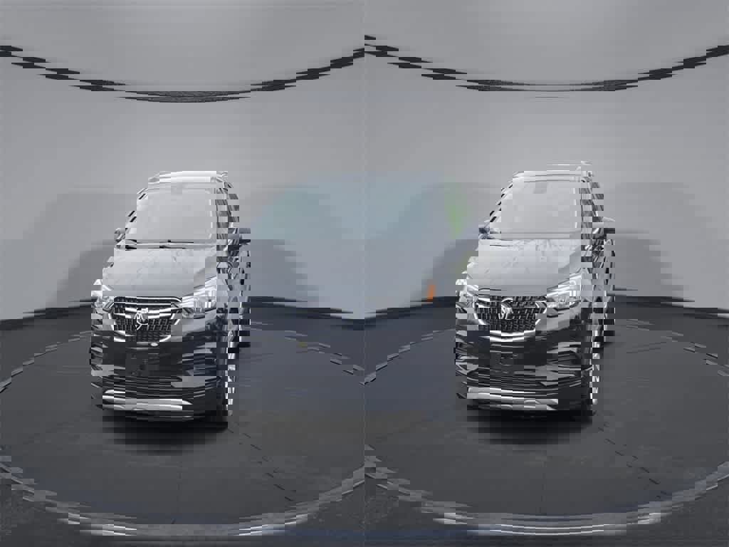 Used 2020 Buick Encore Preferred image 3