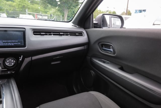 Used 2021 Honda HR-V Sport image 27