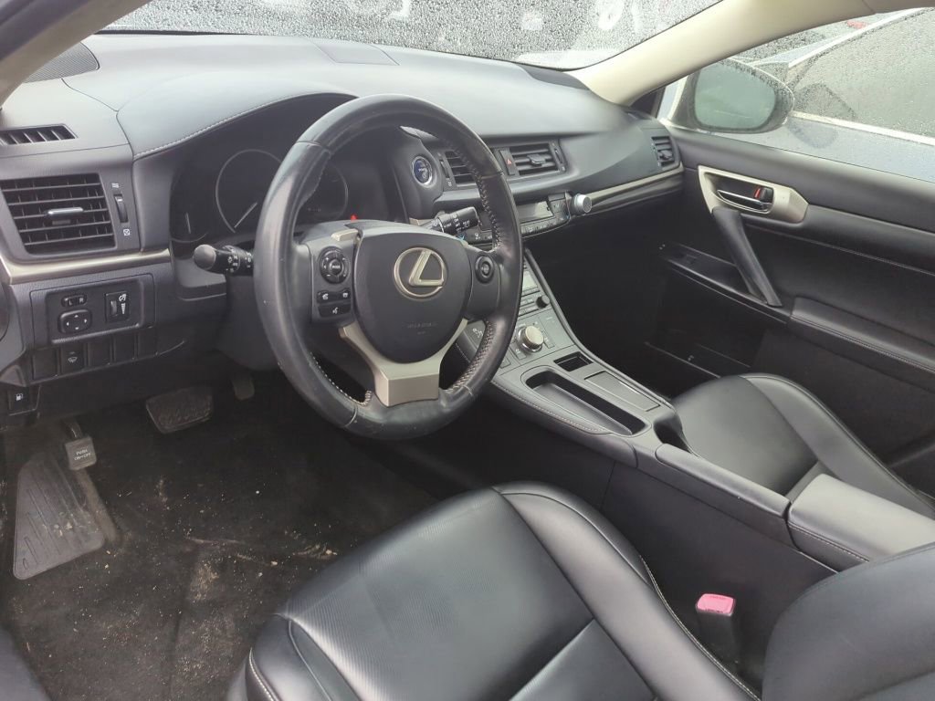 Used 2014 Lexus CT 200h 200h image 7