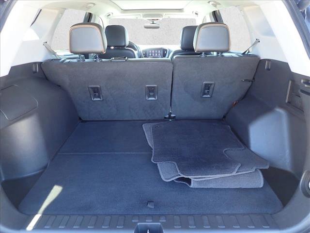 Used 2022 GMC Terrain AT4 w/ Infotainment Package II image 7