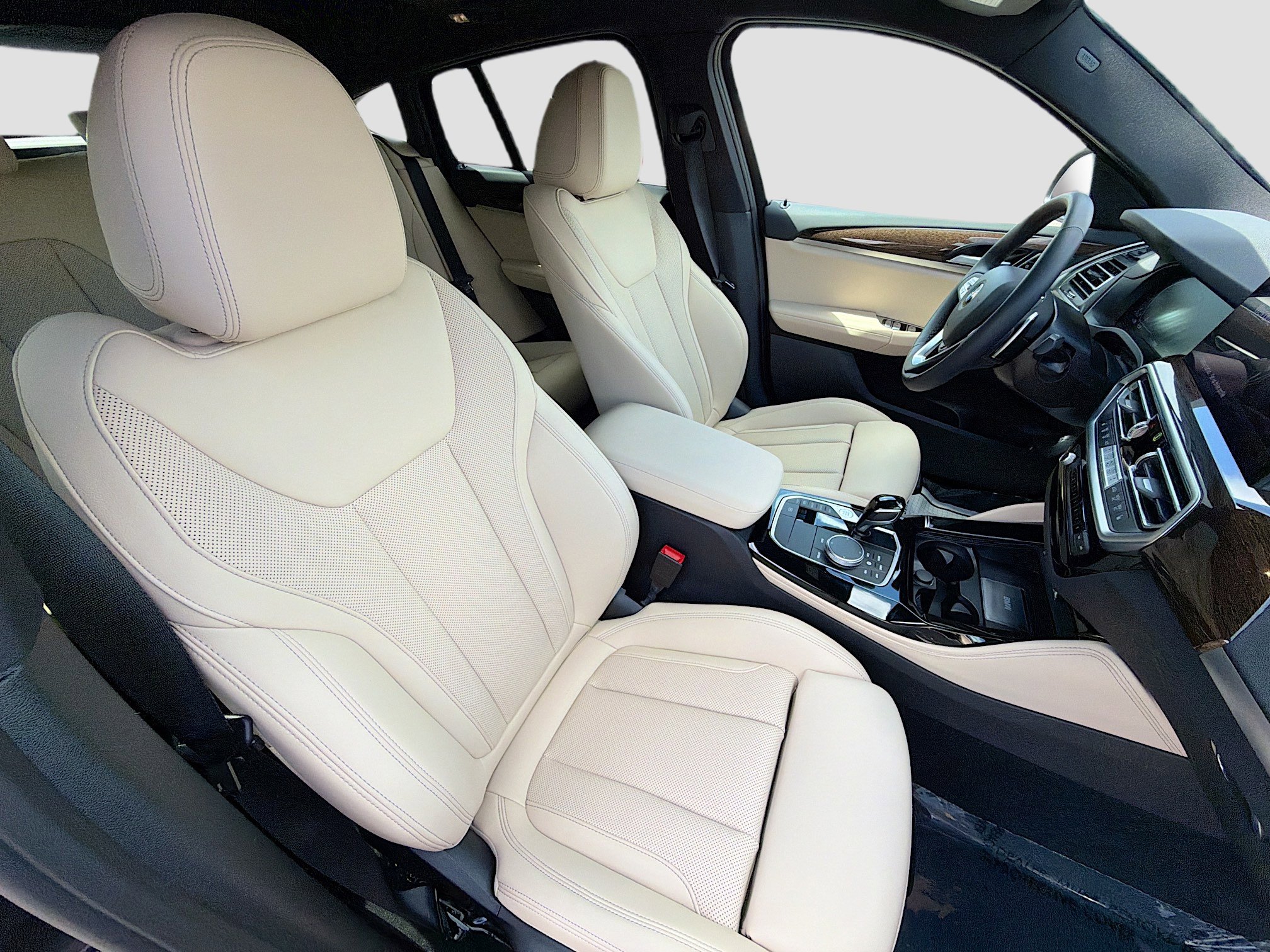 Used 2025 BMW X4 xDrive30i image 15