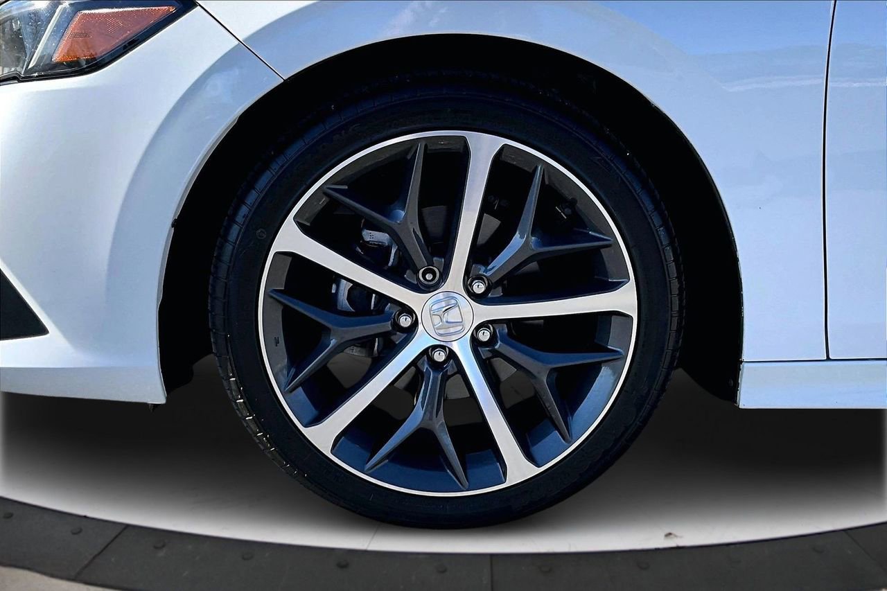 Used 2022 Honda Civic Touring image 34