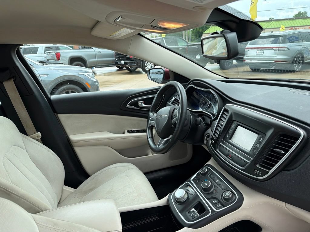 Used 2017 Chrysler 200 LX w/ Touring Convenience Group FWD image 15