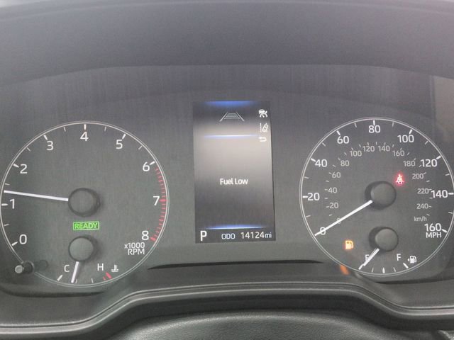 Used 2025 Toyota Corolla Cross AWD Hybrid w/ Moonroof Package image 17