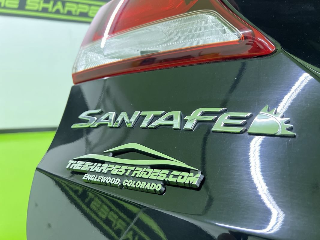 Used 2017 Hyundai Santa Fe FWD image 12