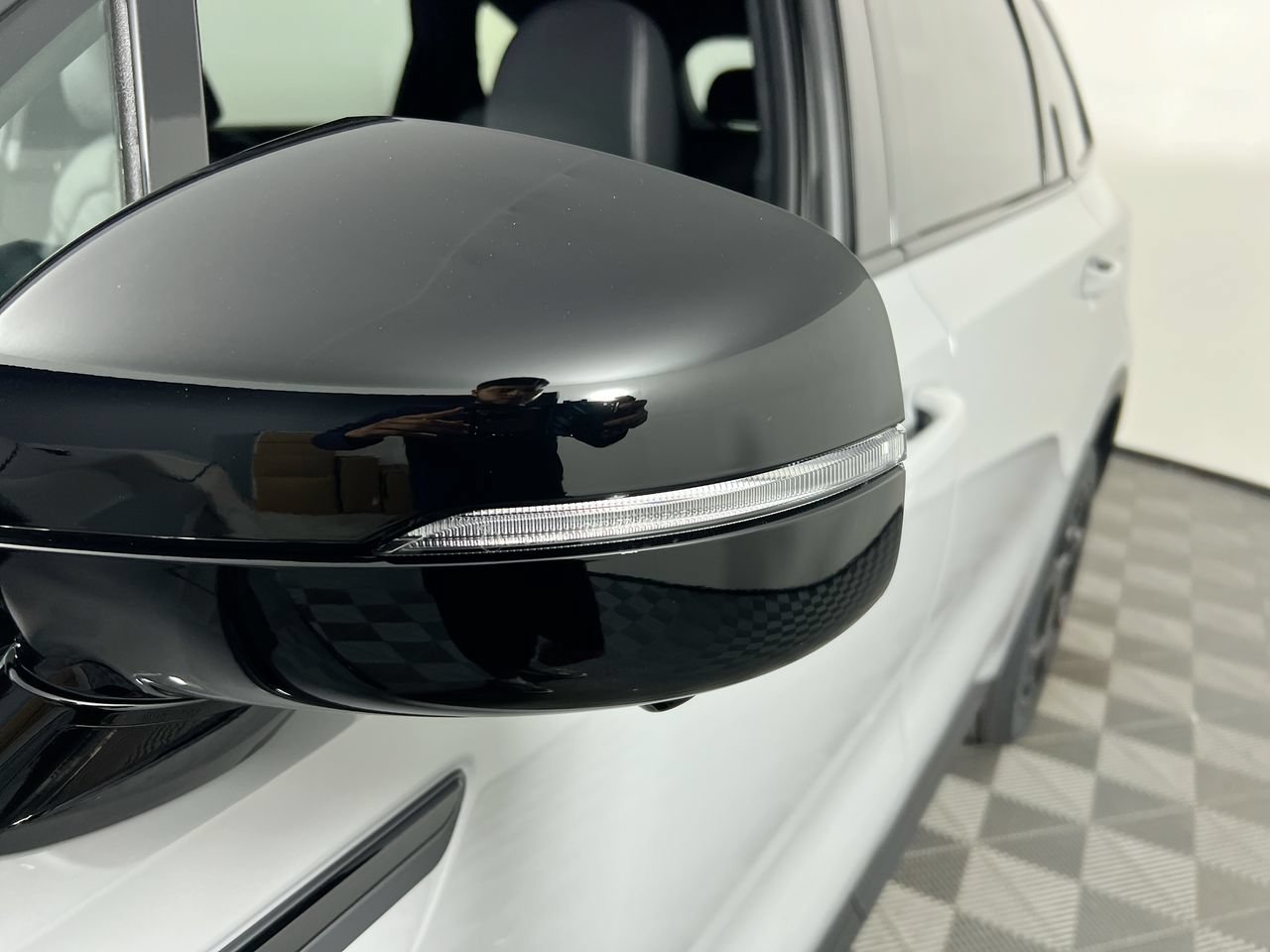 New 2026 Kia Sorento SX Prestige AWD/4WD image 11