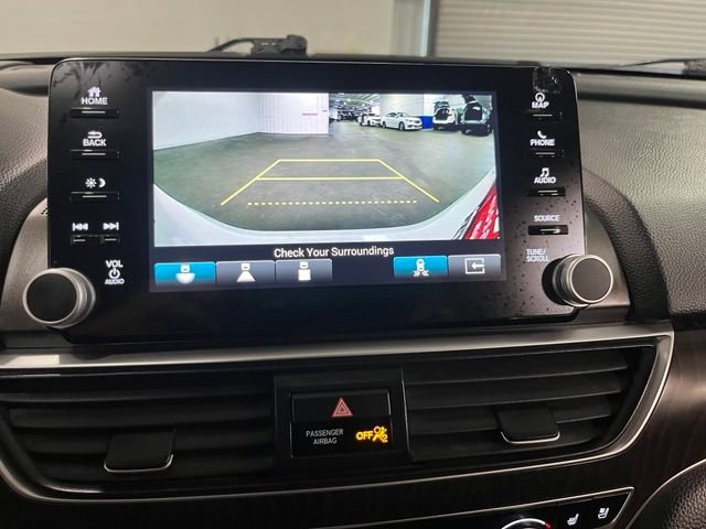 Used 2020 Honda Accord Touring image 29