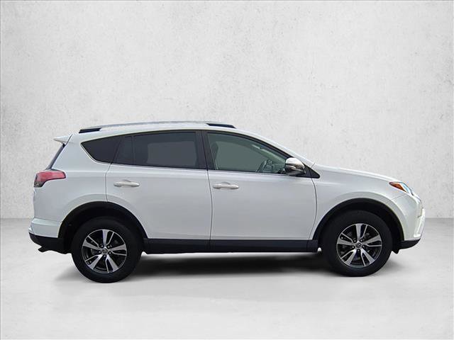 Used 2016 Toyota RAV4 XLE image 4
