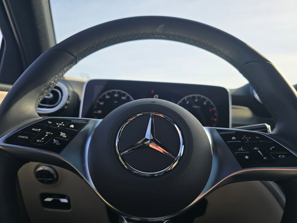 Certified 2026 Mercedes-Benz GLC 300 4MATIC image 29