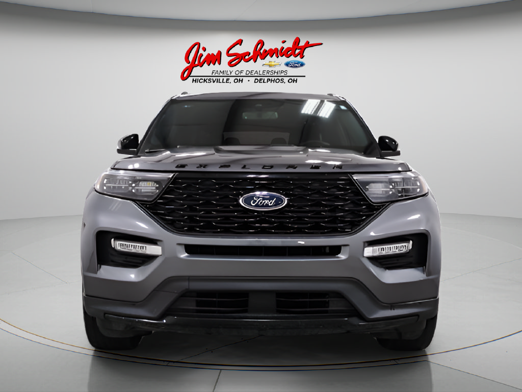 Used 2024 Ford Explorer ST-Line w/ Class IV Trailer Tow Package AWD/4WD image 3