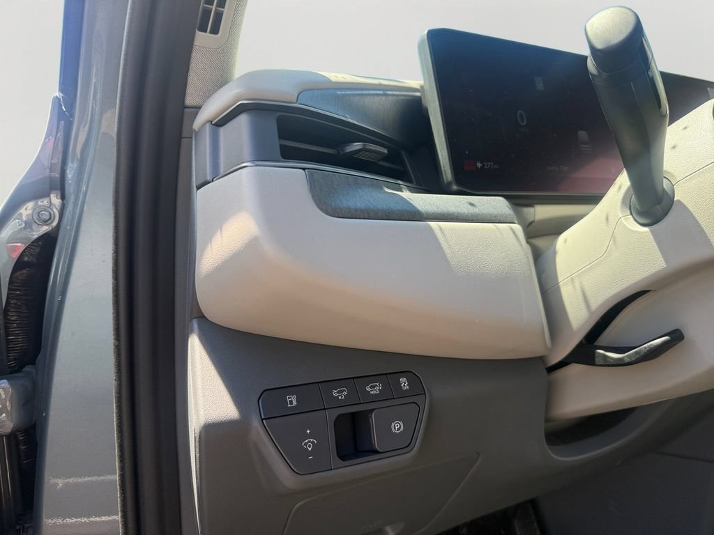 Used 2024 Kia EV9 Wind AWD/4WD image 16