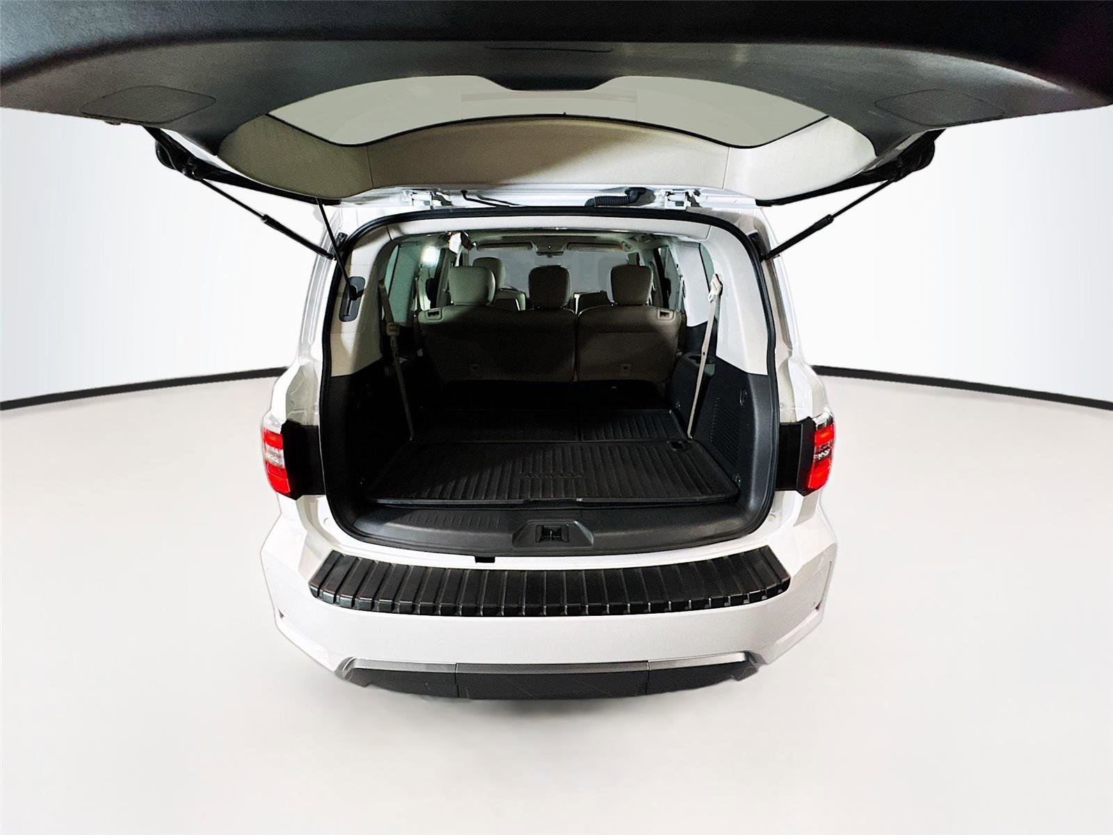Used 2023 Nissan Armada SL w/ Cargo Package image 20