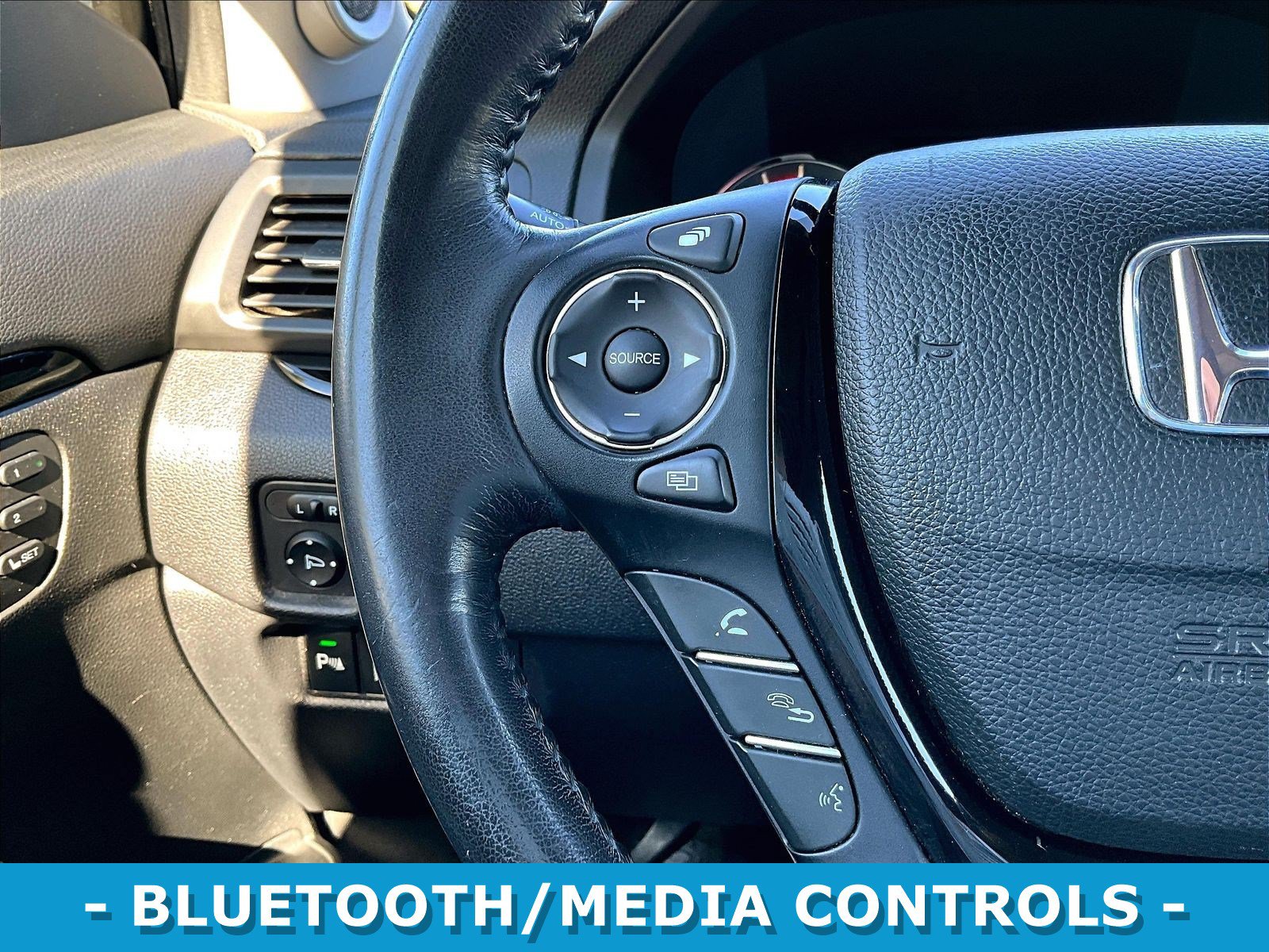 Used 2018 Honda Pilot Touring image 11