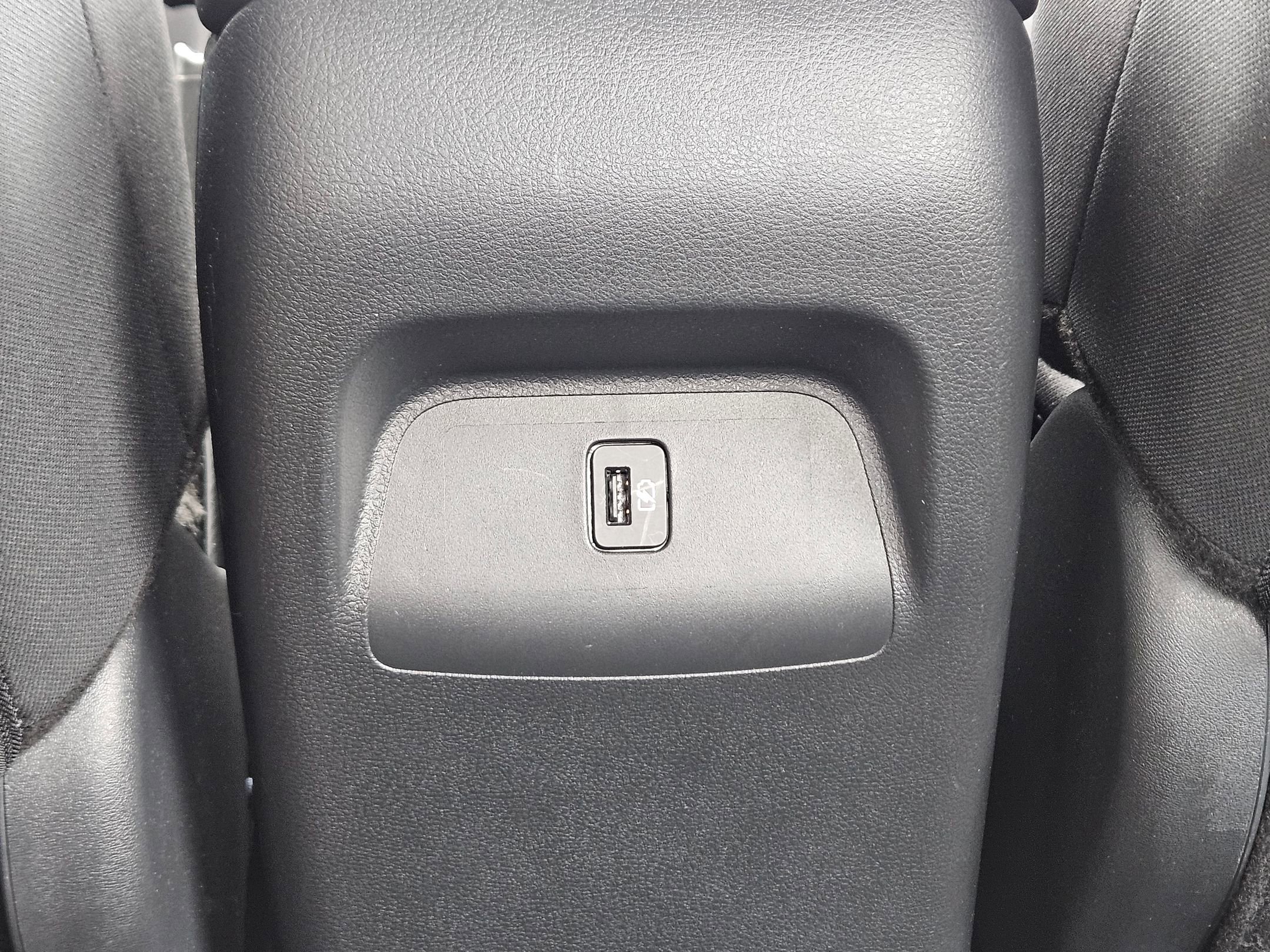 Used 2025 Nissan Sentra SV FWD image 27