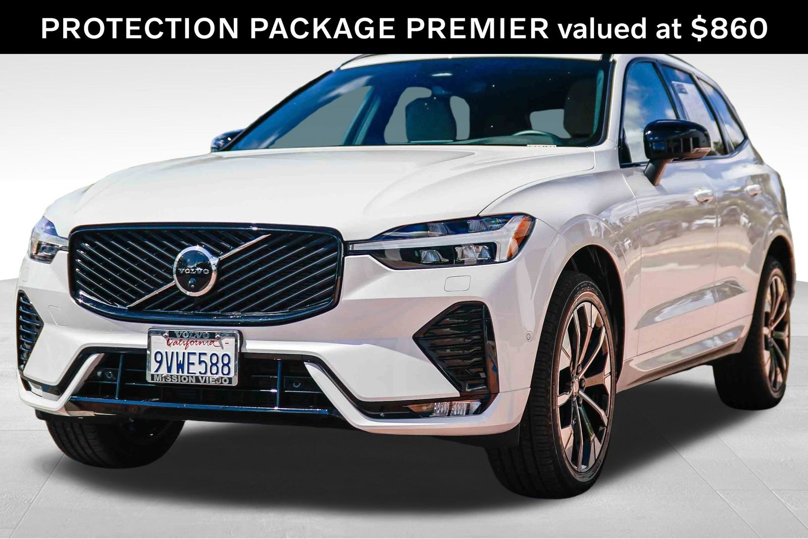Used 2026 Volvo XC60 B5 Plus w/ Protection Package Premier image 3