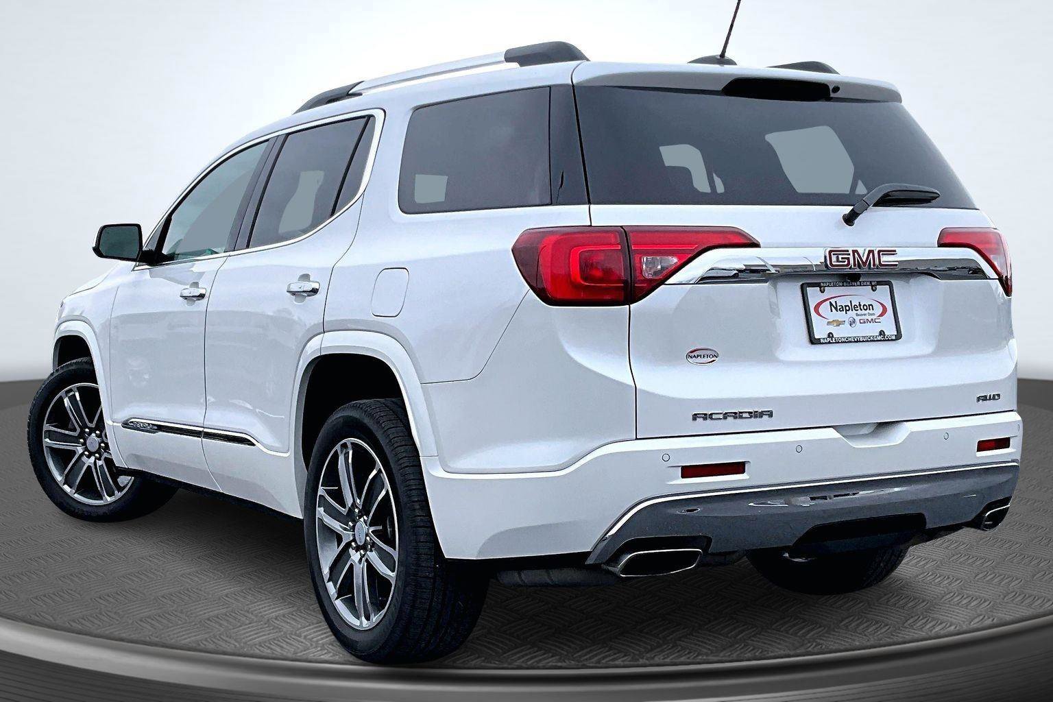 Used 2019 GMC Acadia Denali w/ Technology Package image 13