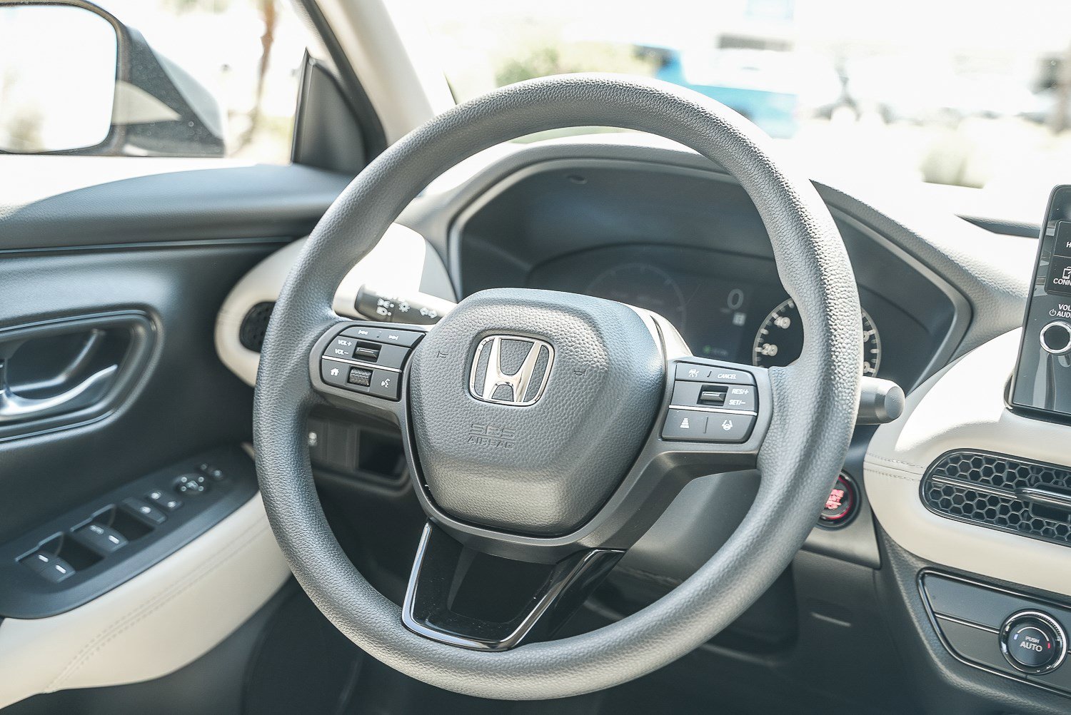 New 2026 Honda HR-V LX image 18