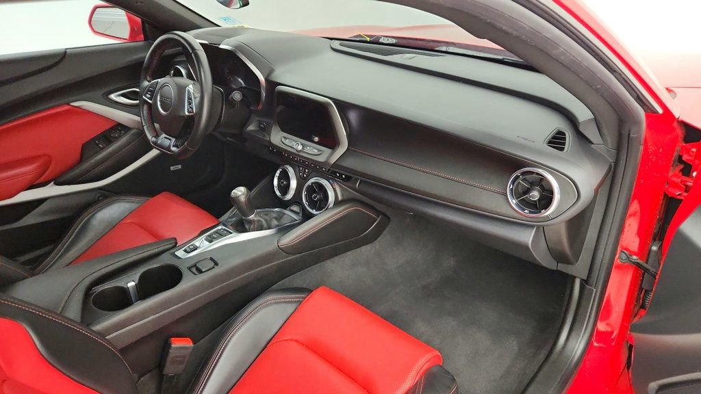 Used 2024 Chevrolet Camaro LT w/ RS Package image 23