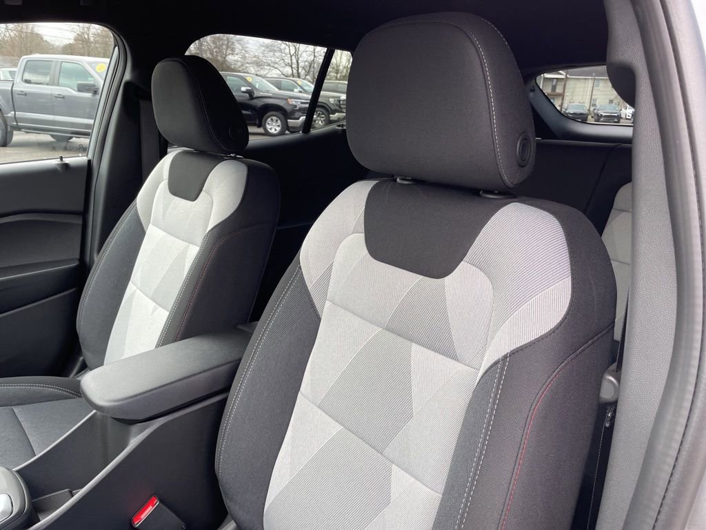 New 2026 Chevrolet Trax RS w/ Driver Confidence Package image 7