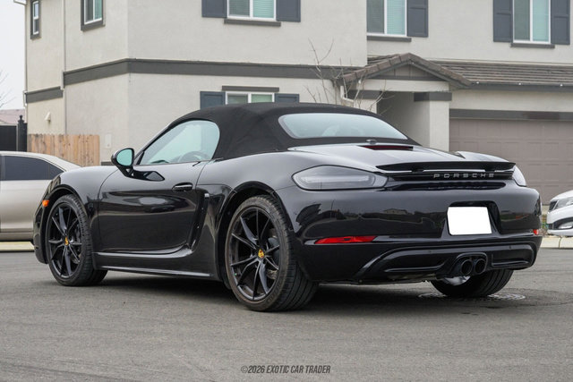 Used 2025 Porsche 718 Boxster image 20