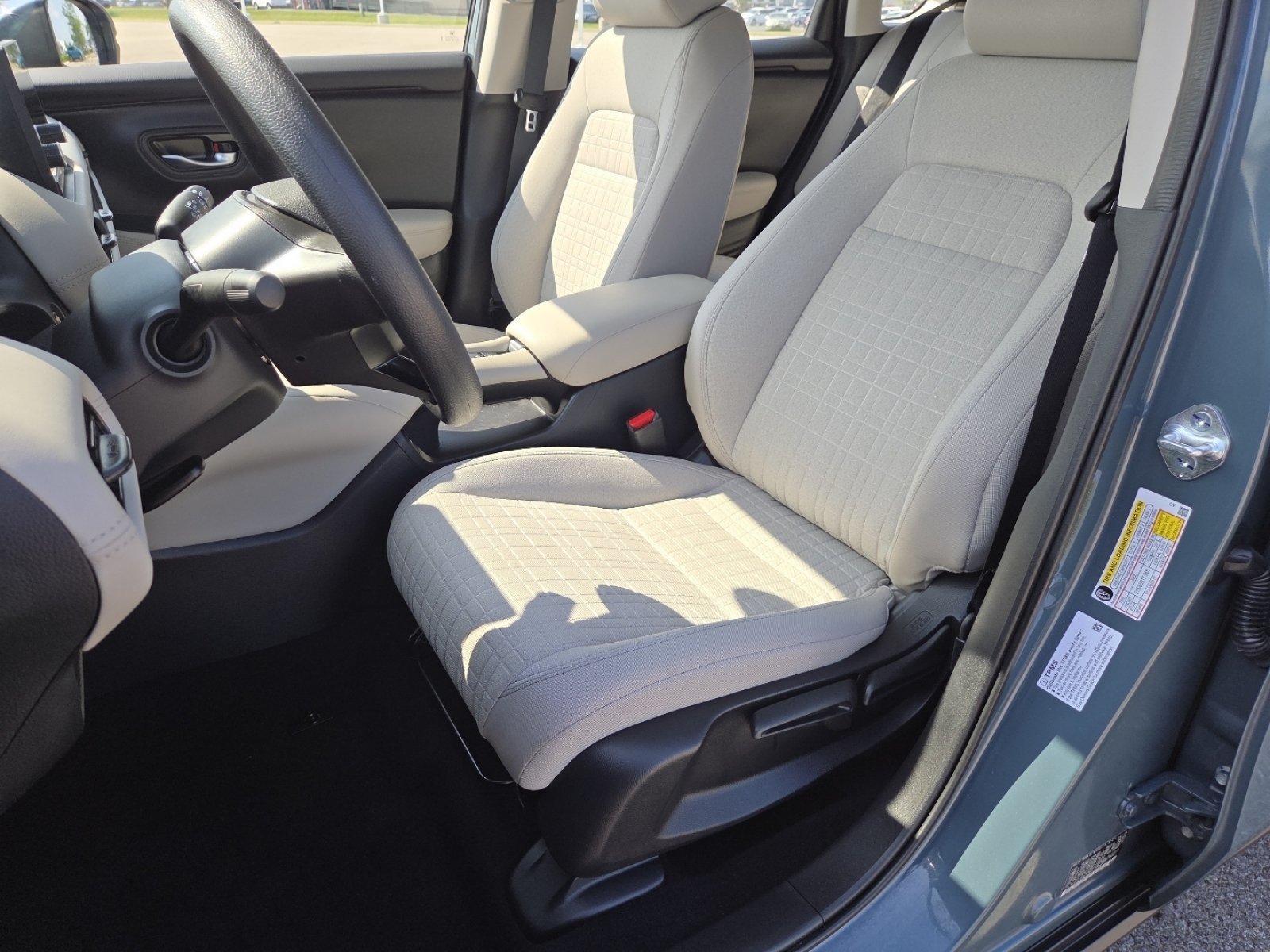 Used 2025 Honda HR-V LX image 23