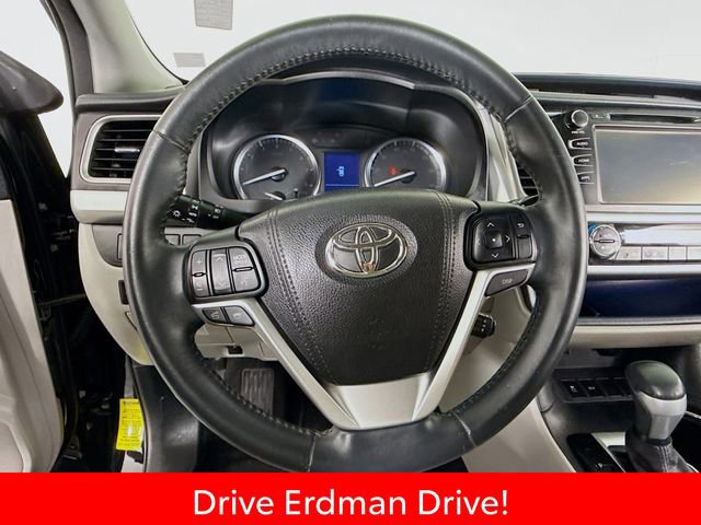 Used 2016 Toyota Highlander Plus image 11