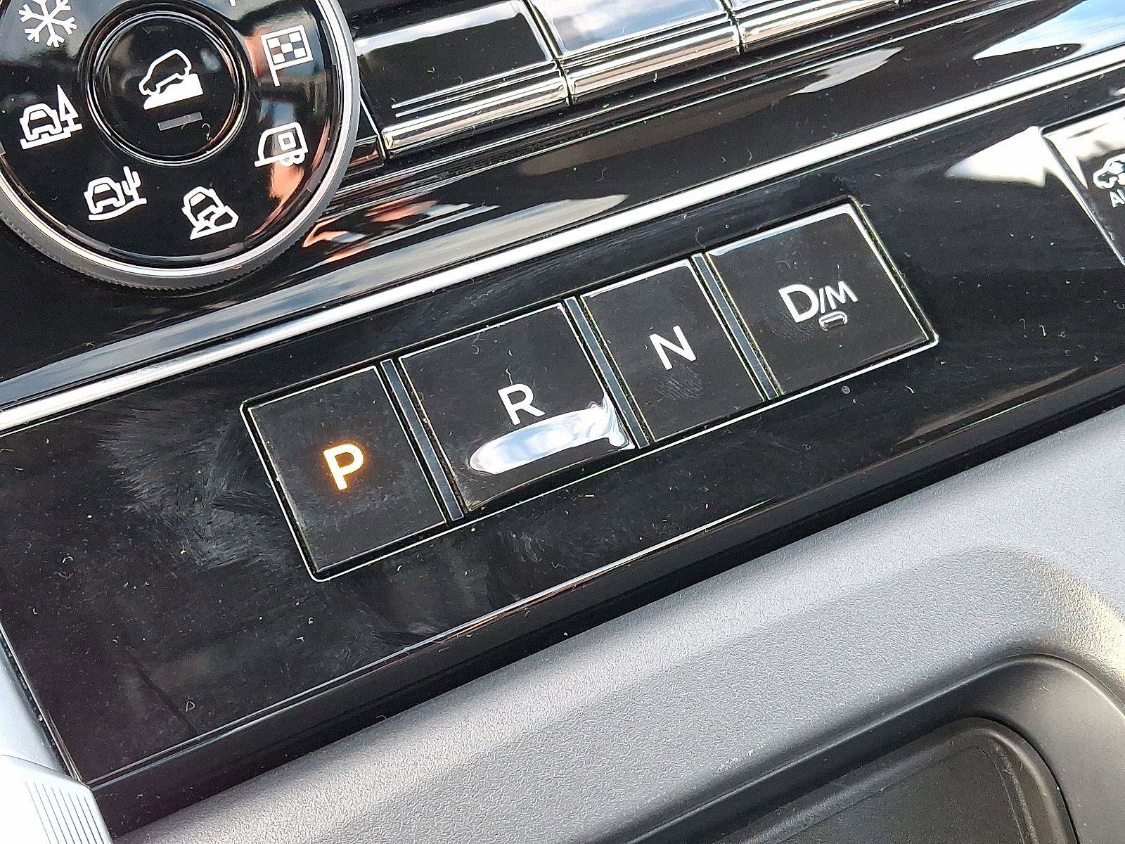 Used 2025 Nissan Armada Platinum Reserve w/ Convenience Package image 16